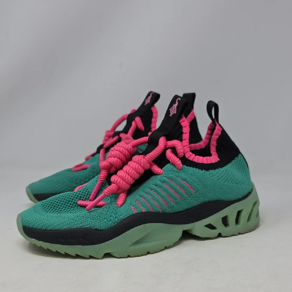 Sia Collective South Beach Women's Athletic Shoes in Green and Pink Size 9